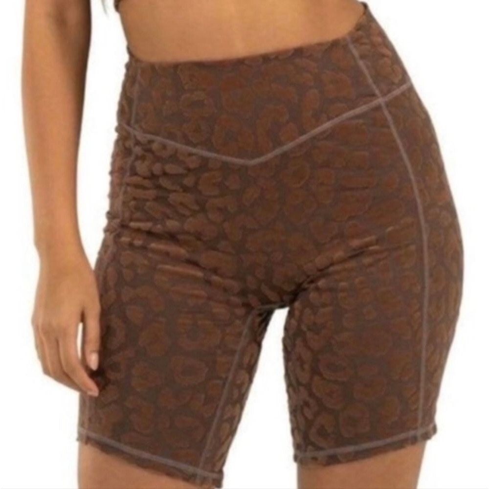 Balance Athletica leopard print velvet biker shorts Size S